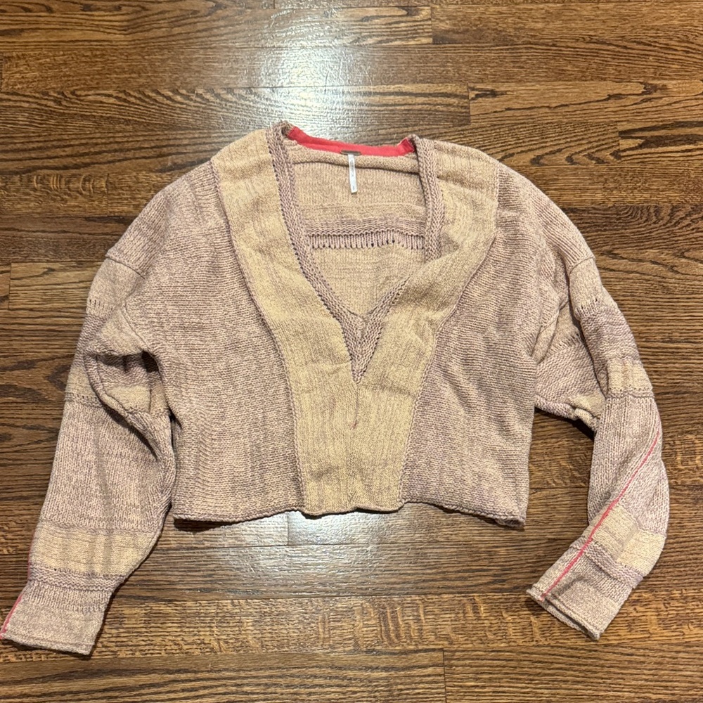 Free People Cropped Sweater Size Small